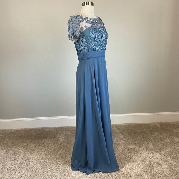 JS Collections Lace and Chiffon Evening Gown Blue Size 4 Short Sleeve Formal - Picture 3 of 13